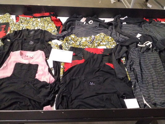 LUXURY MIXED BRANDS | Women's Assorted Apparel | BRANDED BOX | Shelf-Pulls/Returns | 25 Pieces | Small Box #AK-21