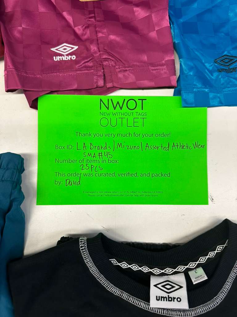 LA Brands | Mizuno | Assorted Athletic Apparel | 25 Pieces | Small Box #SMA-45