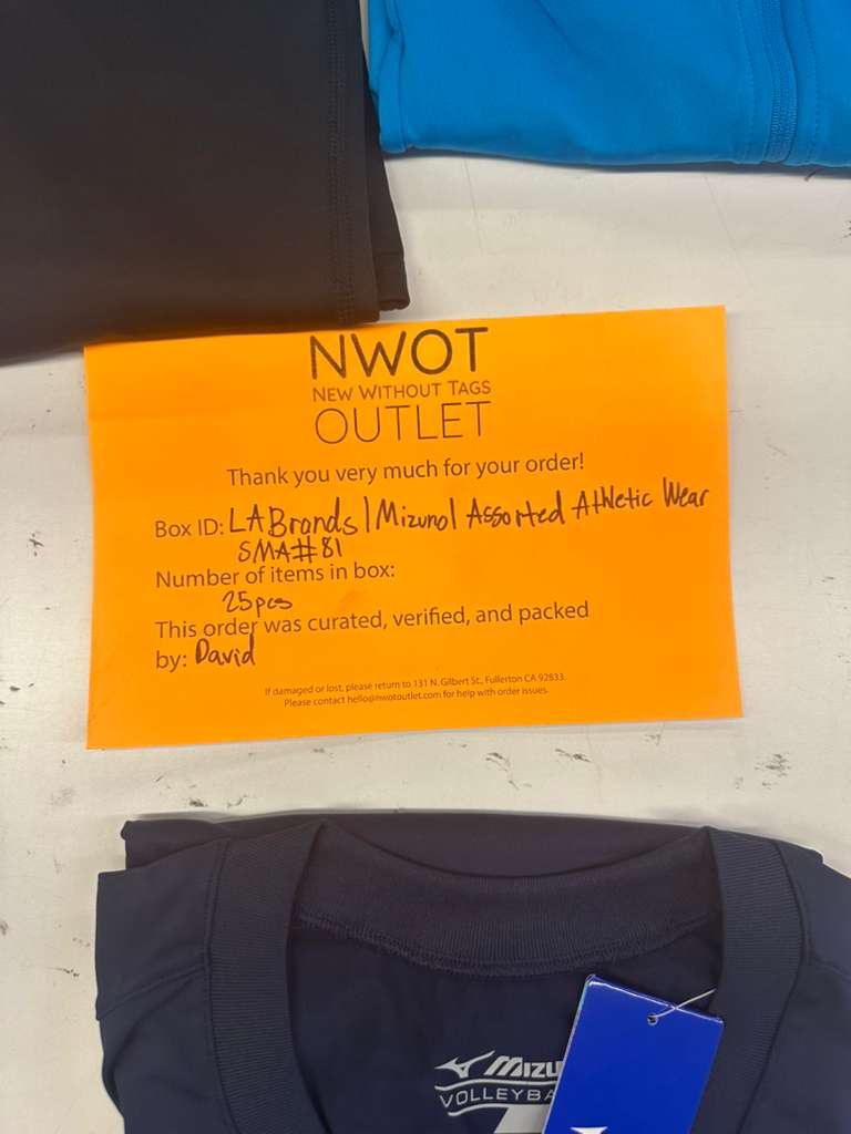 LA Brands | Mizuno | Assorted Athletic Apparel | 25 Pieces | Small Box #SMA-81