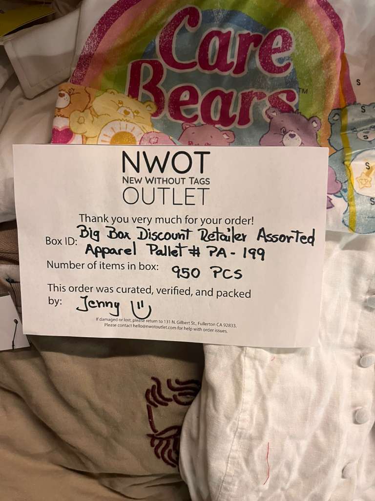 Target | Assorted Apparel | 950 Pieces | Shelf Pulls & Returns | Pallet #PA-199