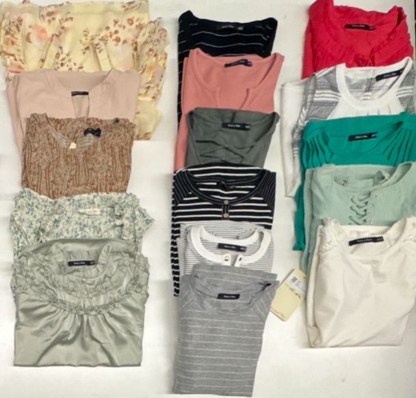 Doe And Rae | Women Assorted Apparel | 25 Pieces | Small Box# SMA-421