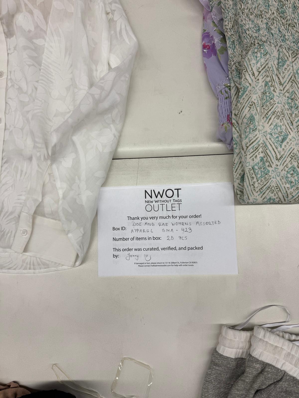 Doe And Rae | Women Assorted Apparel | 25 Pieces | Small Box# SMA-423