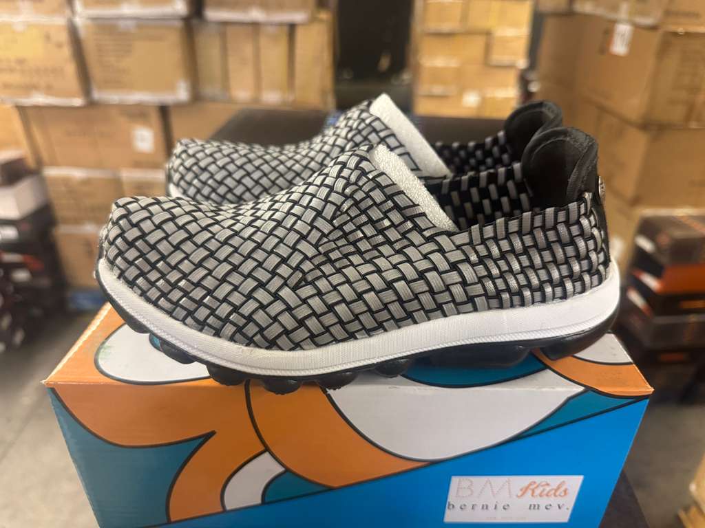 Bernie Mev Shoe Pallet | Assorted Footwear | 427 Pieces | Pallet# PS-52