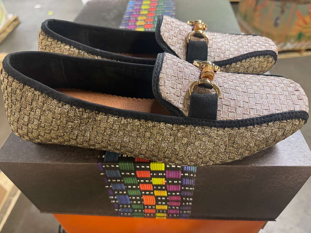 Bernie Mev Shoe Pallet | Assorted Footwear | 365 Pieces | Pallet# PS-51