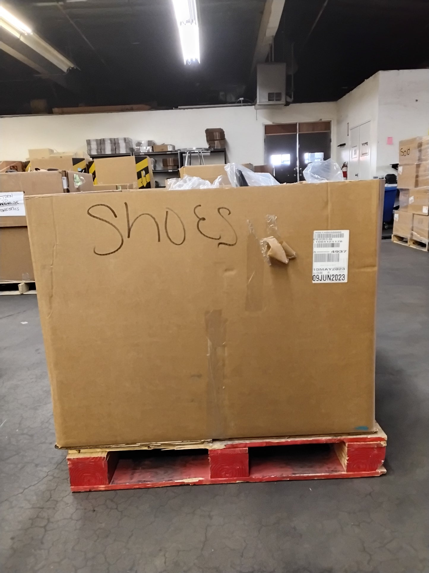 Luxury Fashion Retailer | Premium Shoe Pallets | NWOT & Online Returns | Raw Unmanifested | Pallet #8