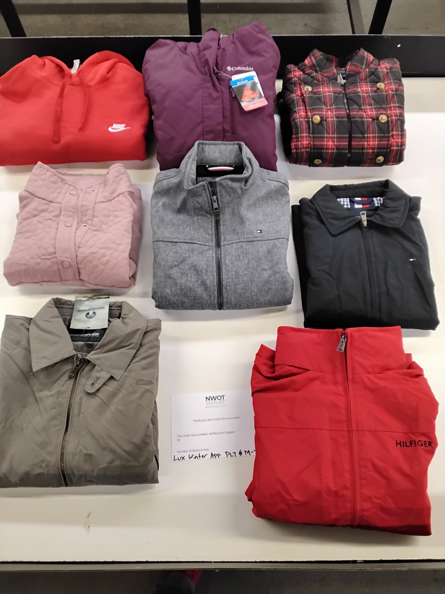 Macys Premium | Assorted Winterwear | Shelf-Pulls & Online Returns | Raw Unmanifested | Pallet #M-7