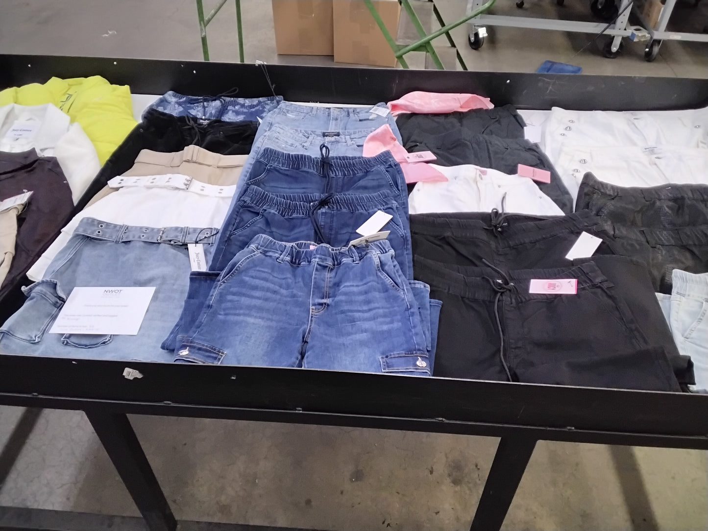 JUICY COUTURE | Women's Assorted Apparel | BRANDED BOX | NWT | 25 Pieces | Small Box #AH-18