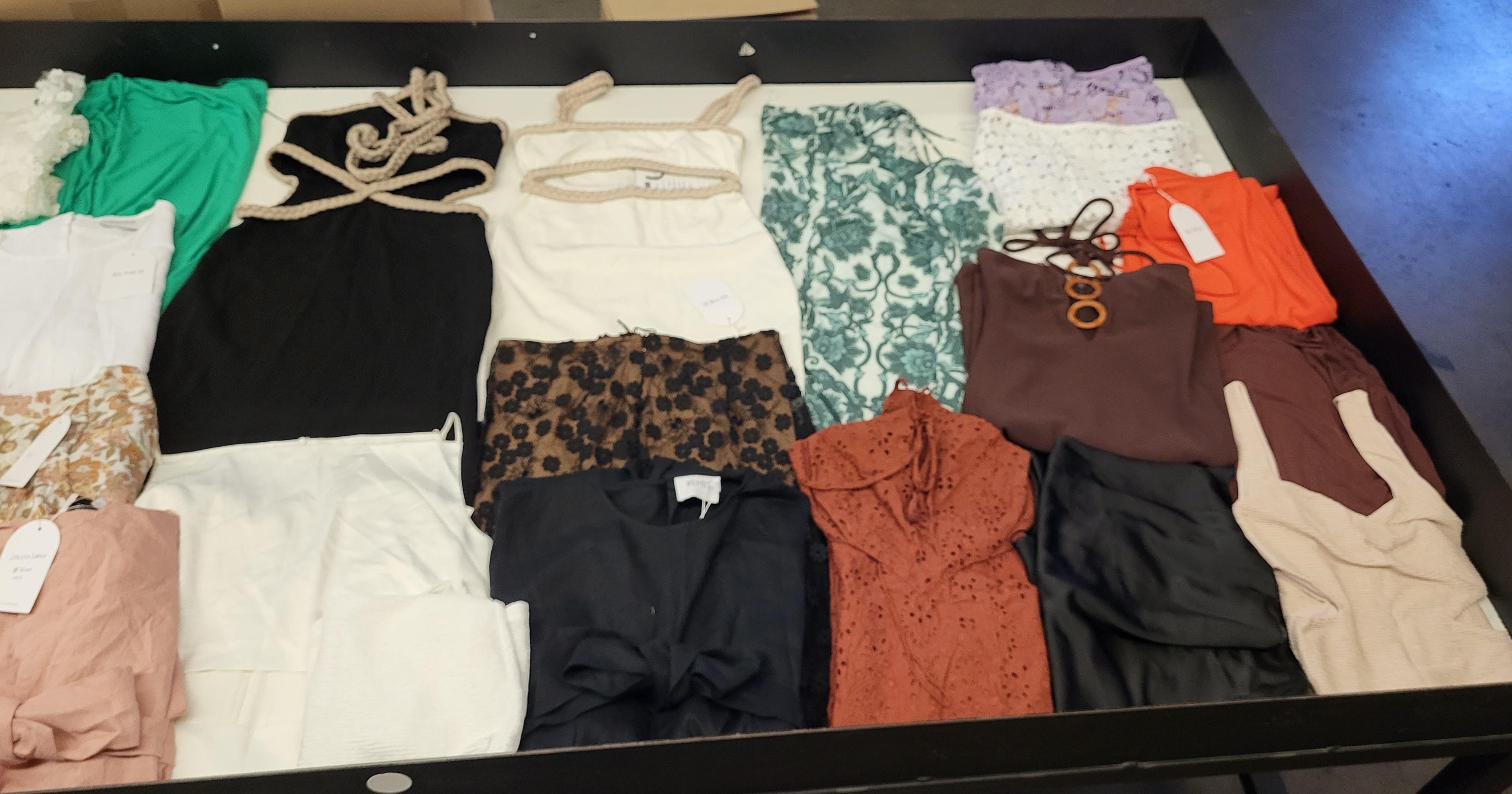 Rumer Womens Contemporary Apparel | Assorted Women's Apparel | NWT | 25 Pieces | Small Box #SMA-564