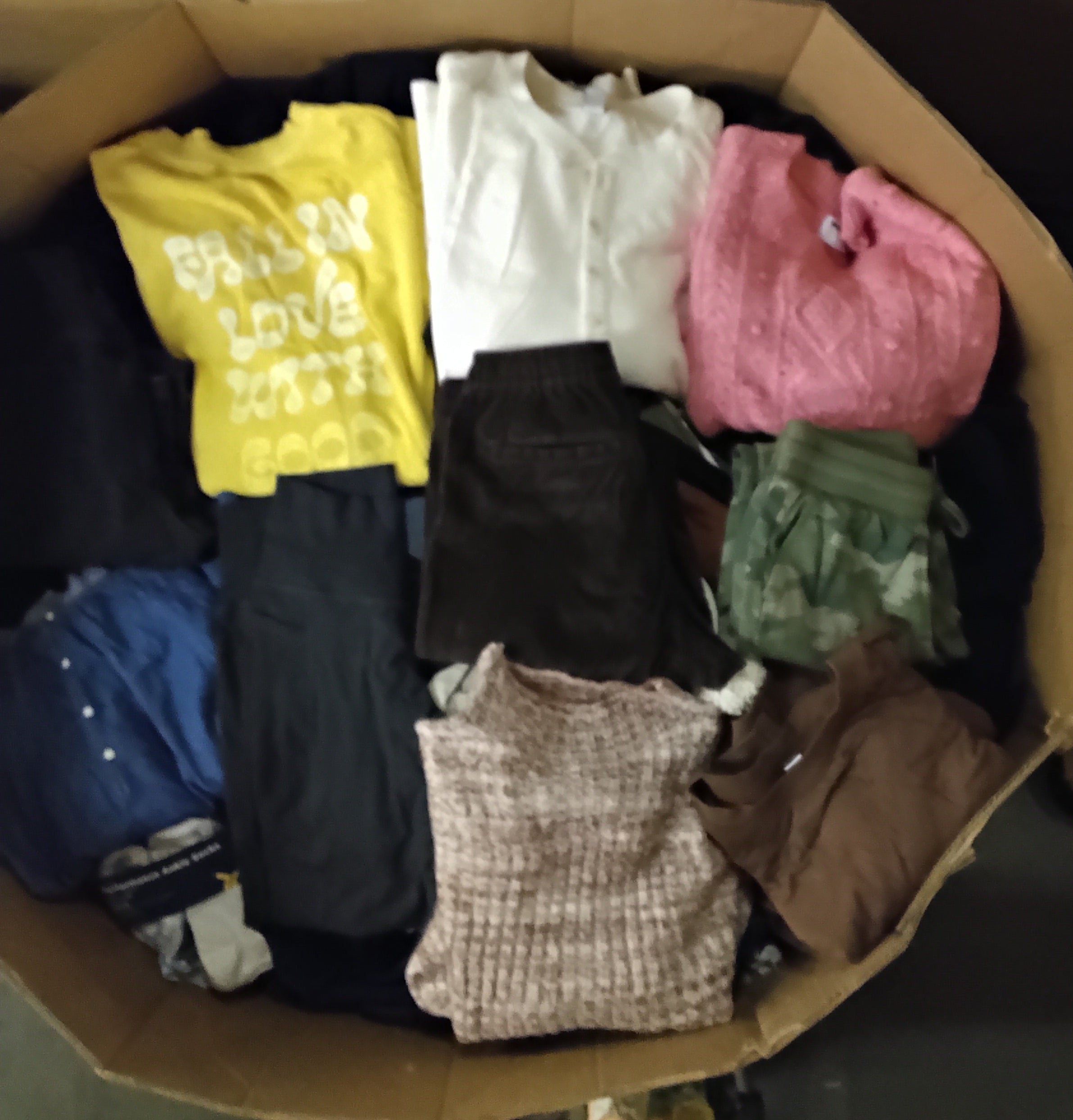 OLD NAVY | Assorted Women's Apparel | NWOT | 630 Pieces | Pallet #PA-673