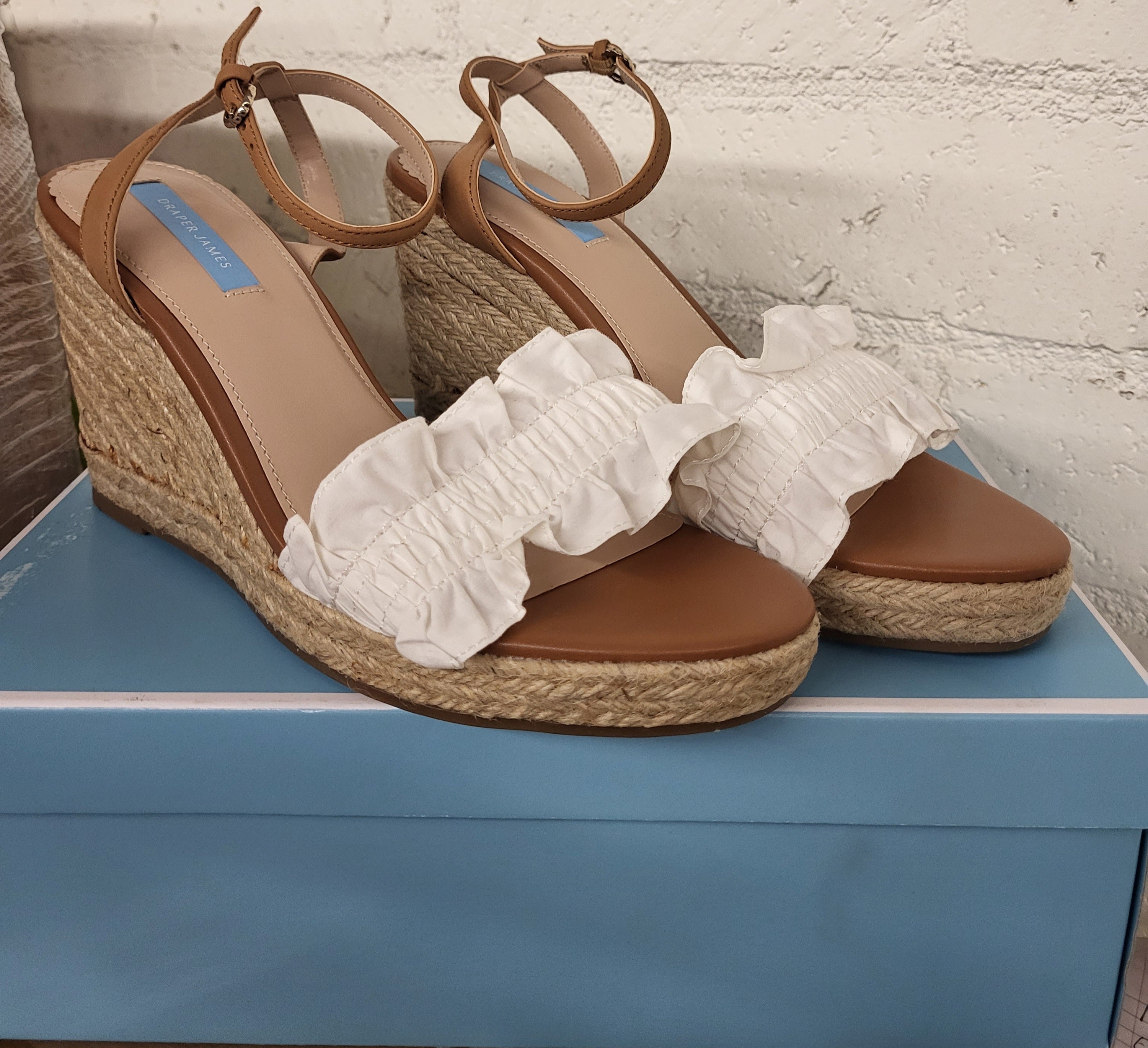 QVC SHOES TRUCKLOAD#17 | Assorted Women's Footwear | NWT | 2236 (26 pallets) Pairs | Pallet #PS-297