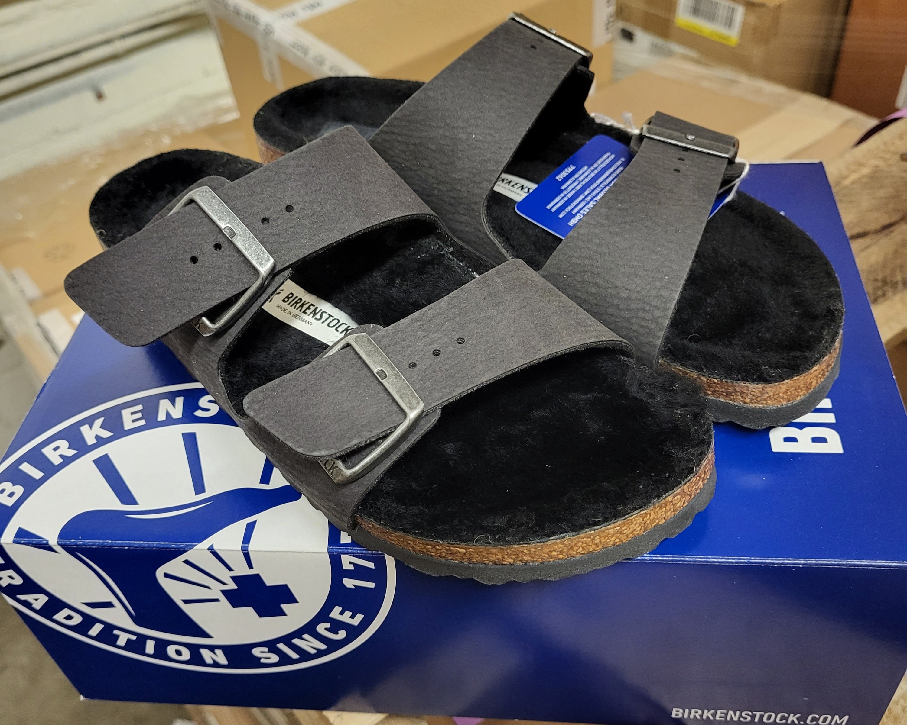 QVC SHOES TRUCKLOAD#17 | Assorted Women's Footwear | NWT | 2236 (26 pallets) Pairs | Pallet #PS-297