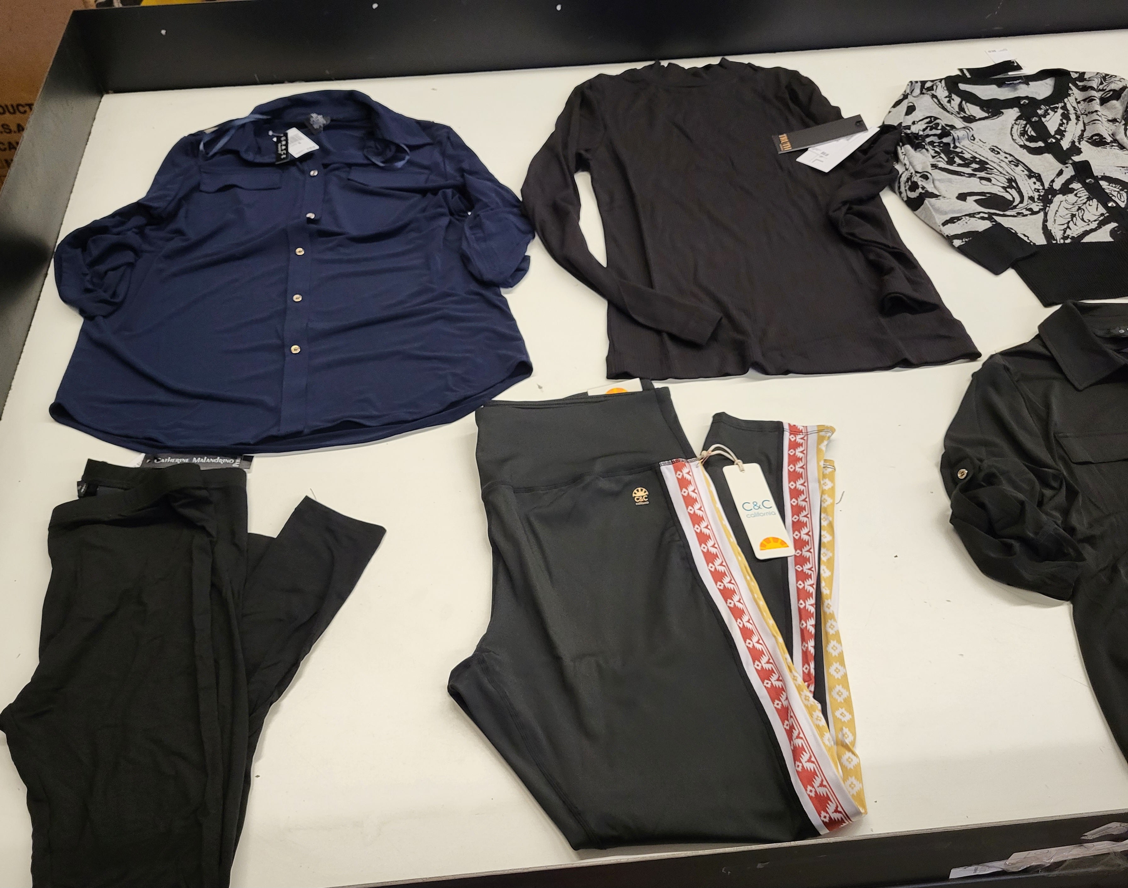 TAHARI AND MORE | Assorted Women's Apparel | NWT | 25 Pieces | Small Box #SMA-610