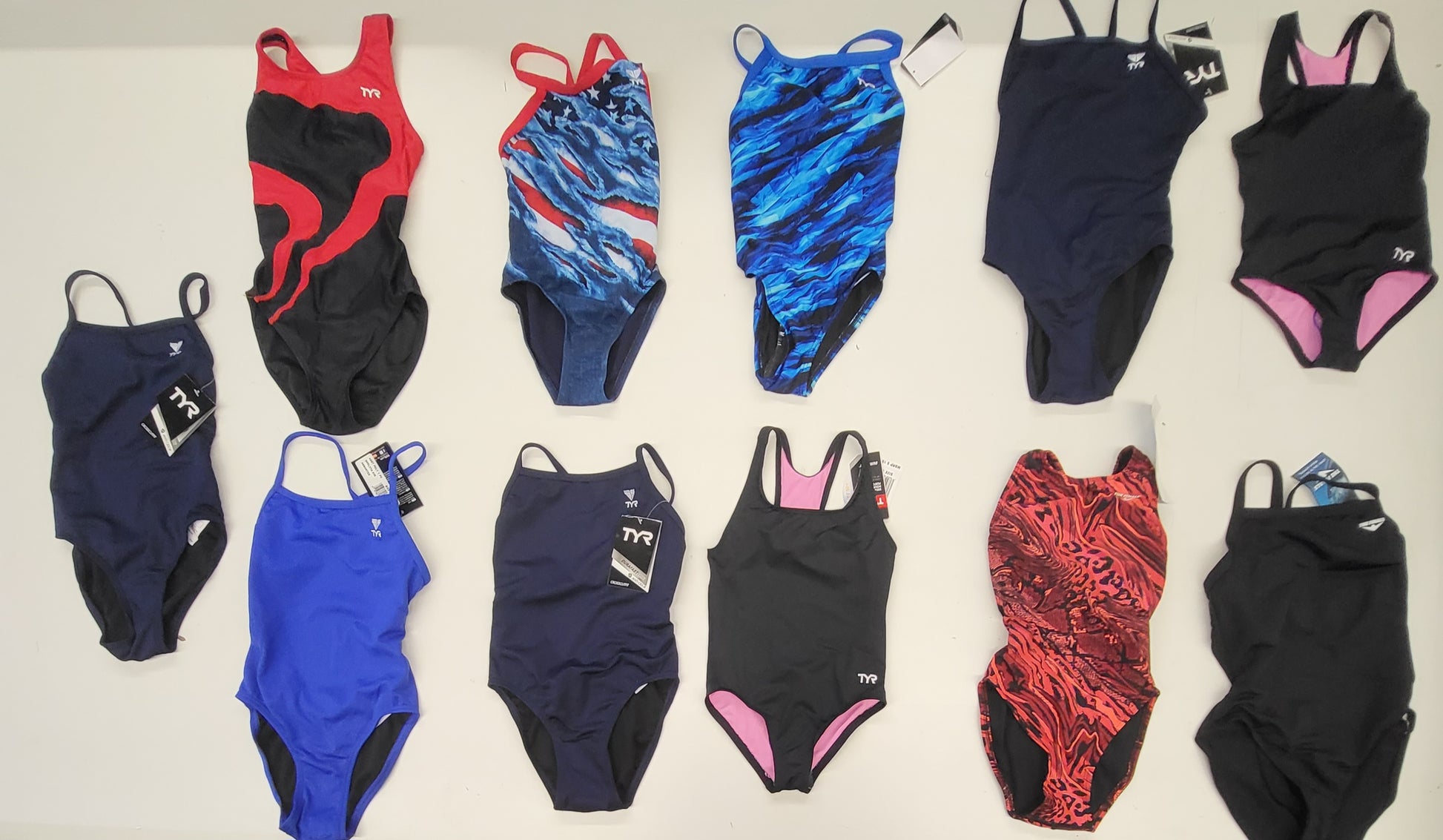 TYR sport kids high performance | Assorted Kid's Apparel | NWT | 25 Pieces | Small Box #552