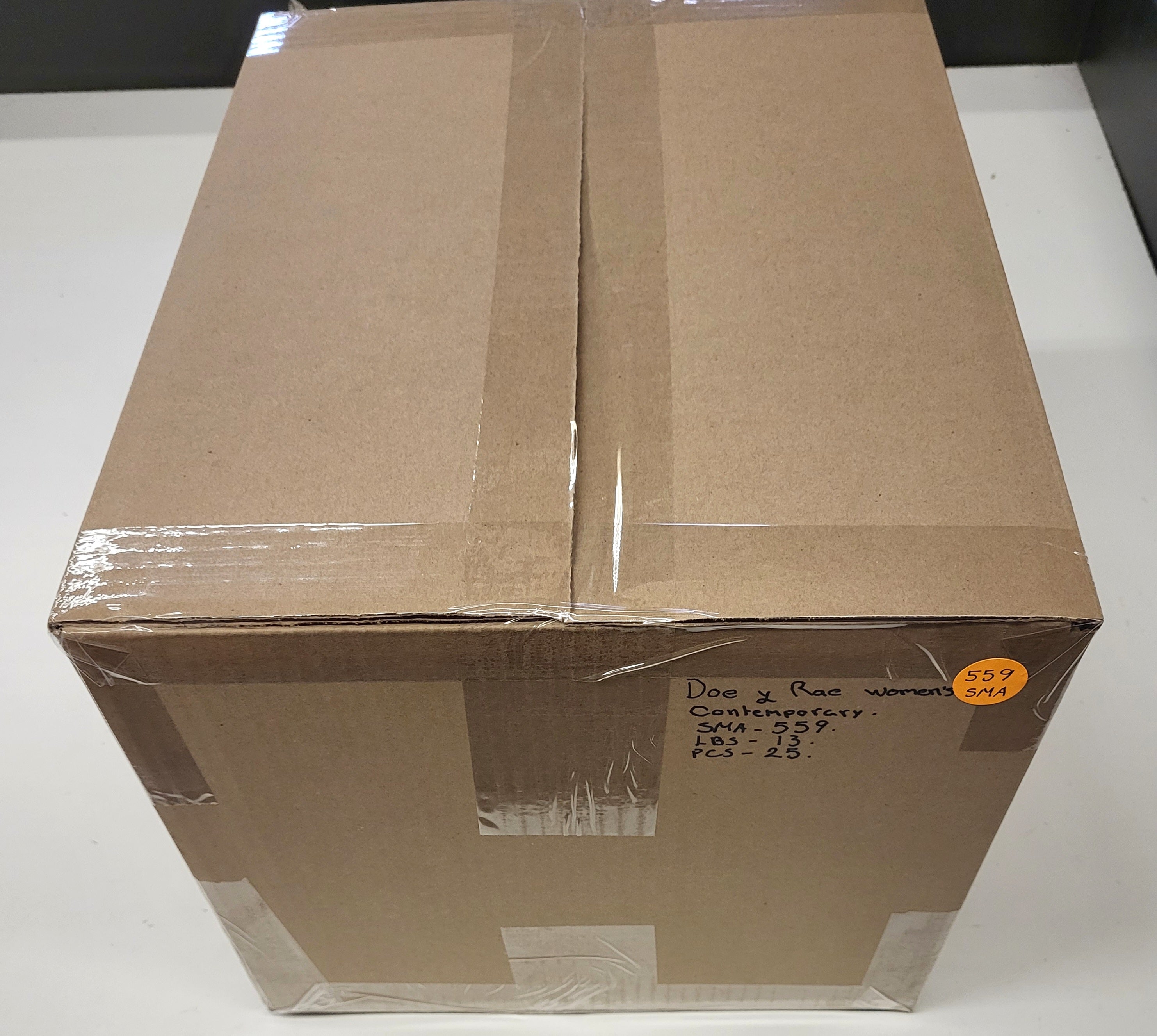 Doe & rae women's contemporary | Assorted Women's Apparel | NWT | 25 Pieces | Small Box #559