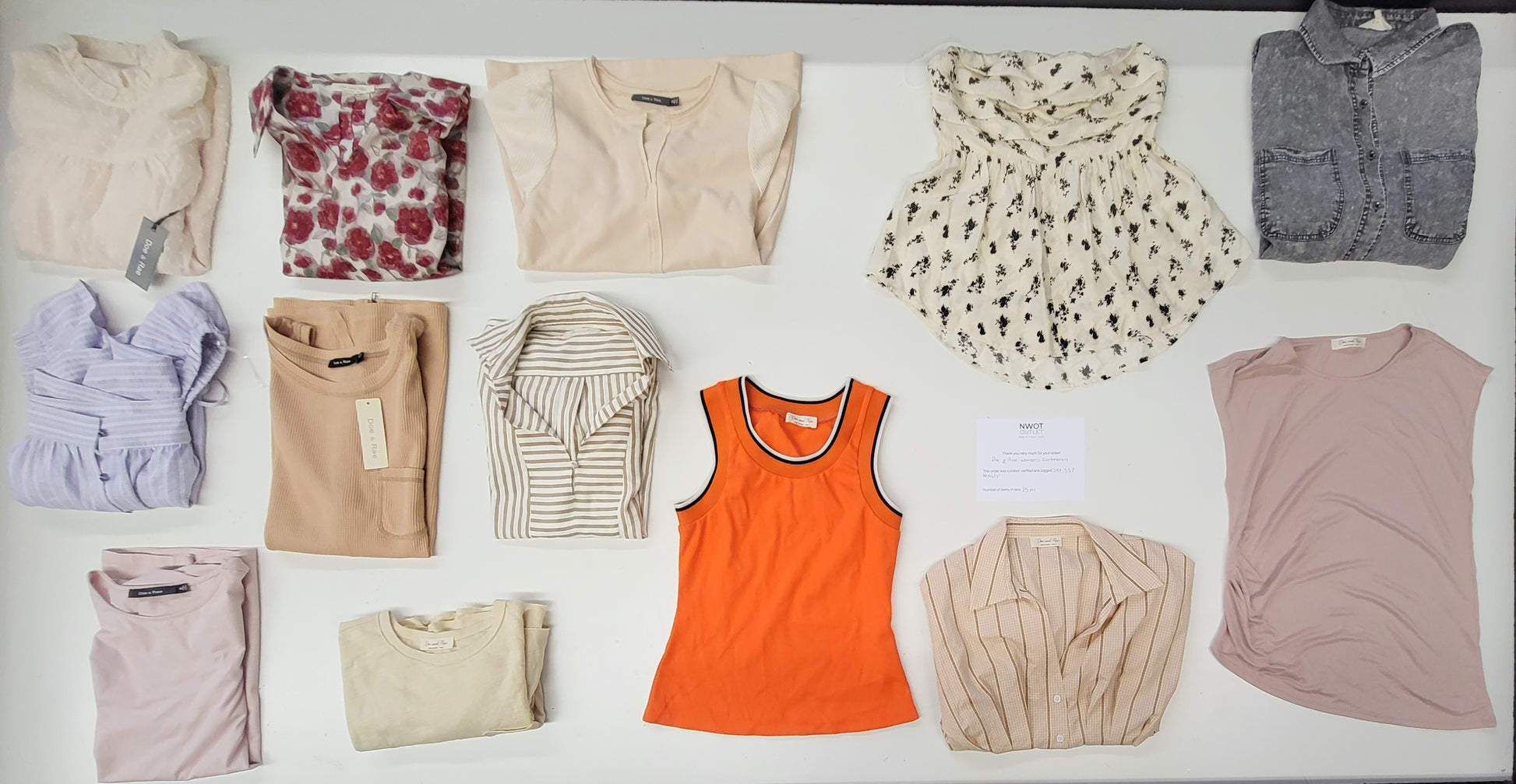 Doe & rae women's contemporary | Assorted Women's Apparel | NWT | 25 Pieces | Small Box #559