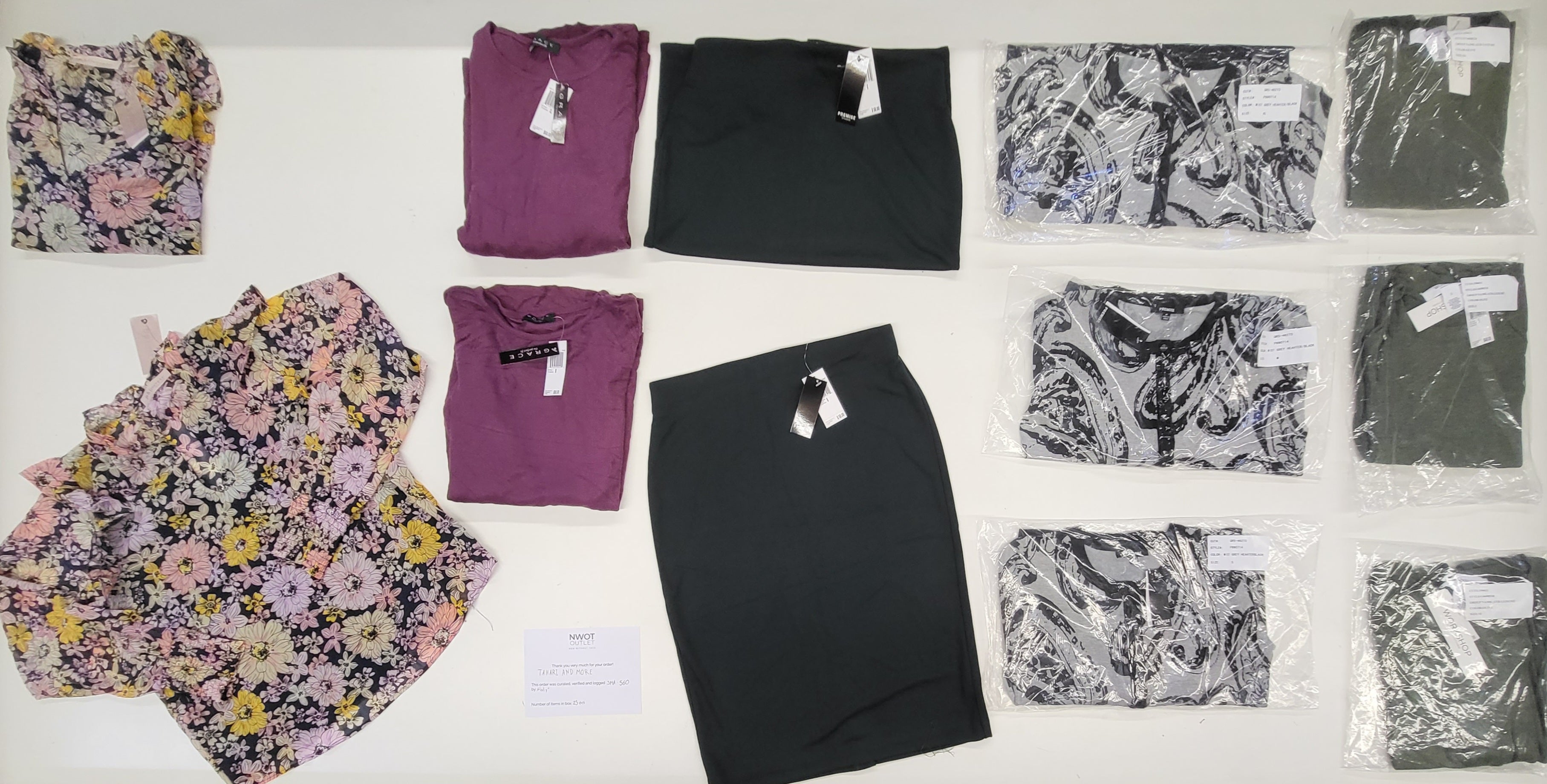 Tahari and more | Assorted Women's Apparel | NWT | 25 Pieces | Small Box #560