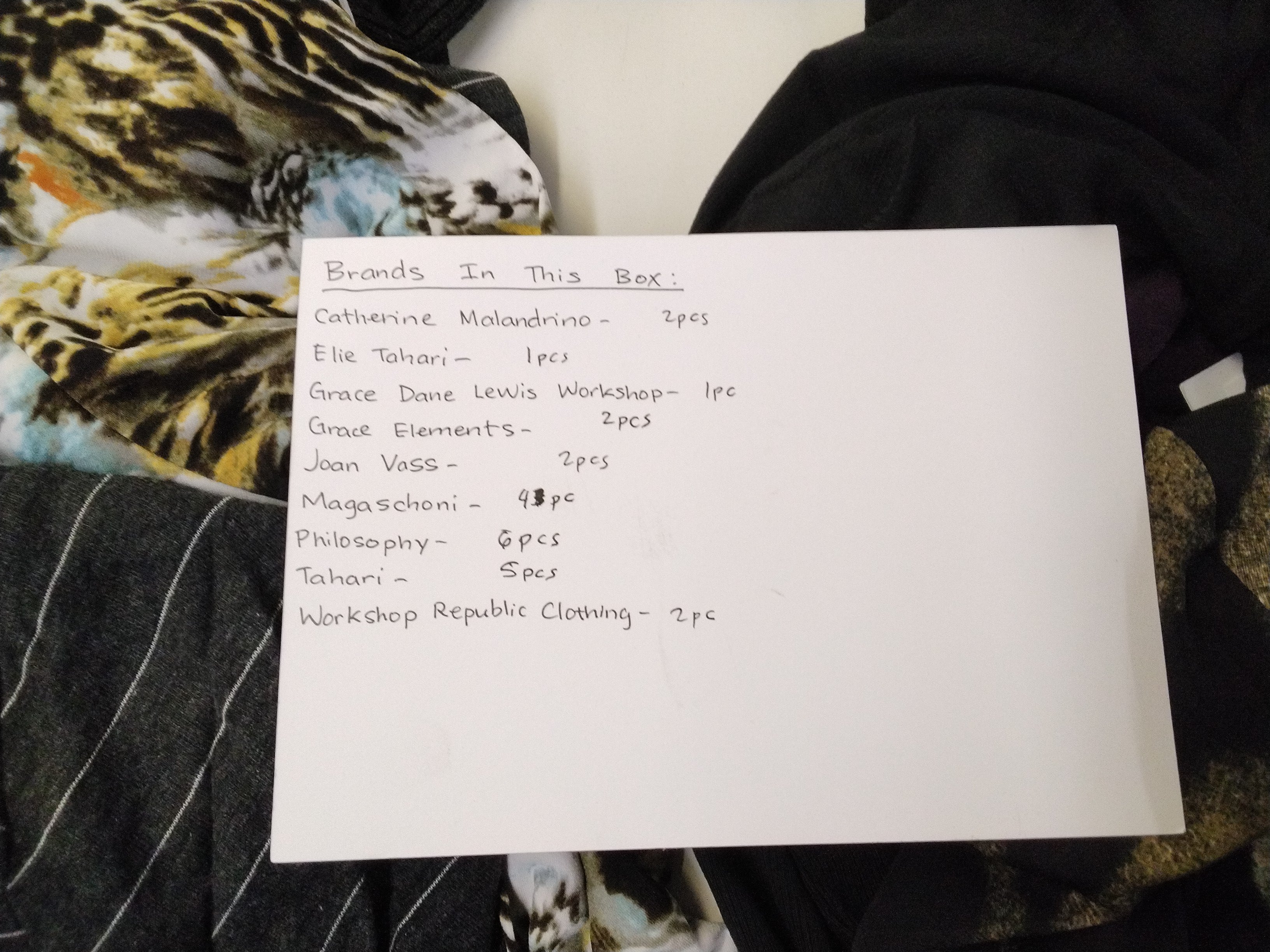 LUXURY MIXED BRANDS | Women's Assorted Apparel | BRANDED BOX | Shelf-Pulls/Returns | 25 Pieces | Small Box #AK-13