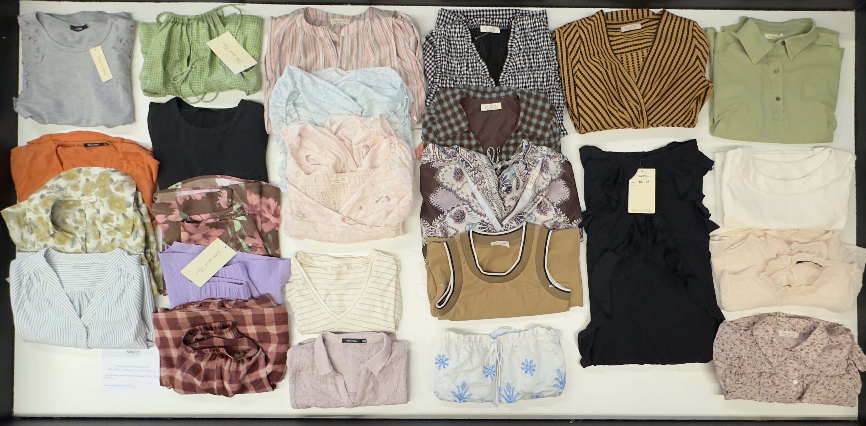 Doe & Rae | Assorted Women's Apparel | NWOT | 25 Pieces | Small Box #Sma-538