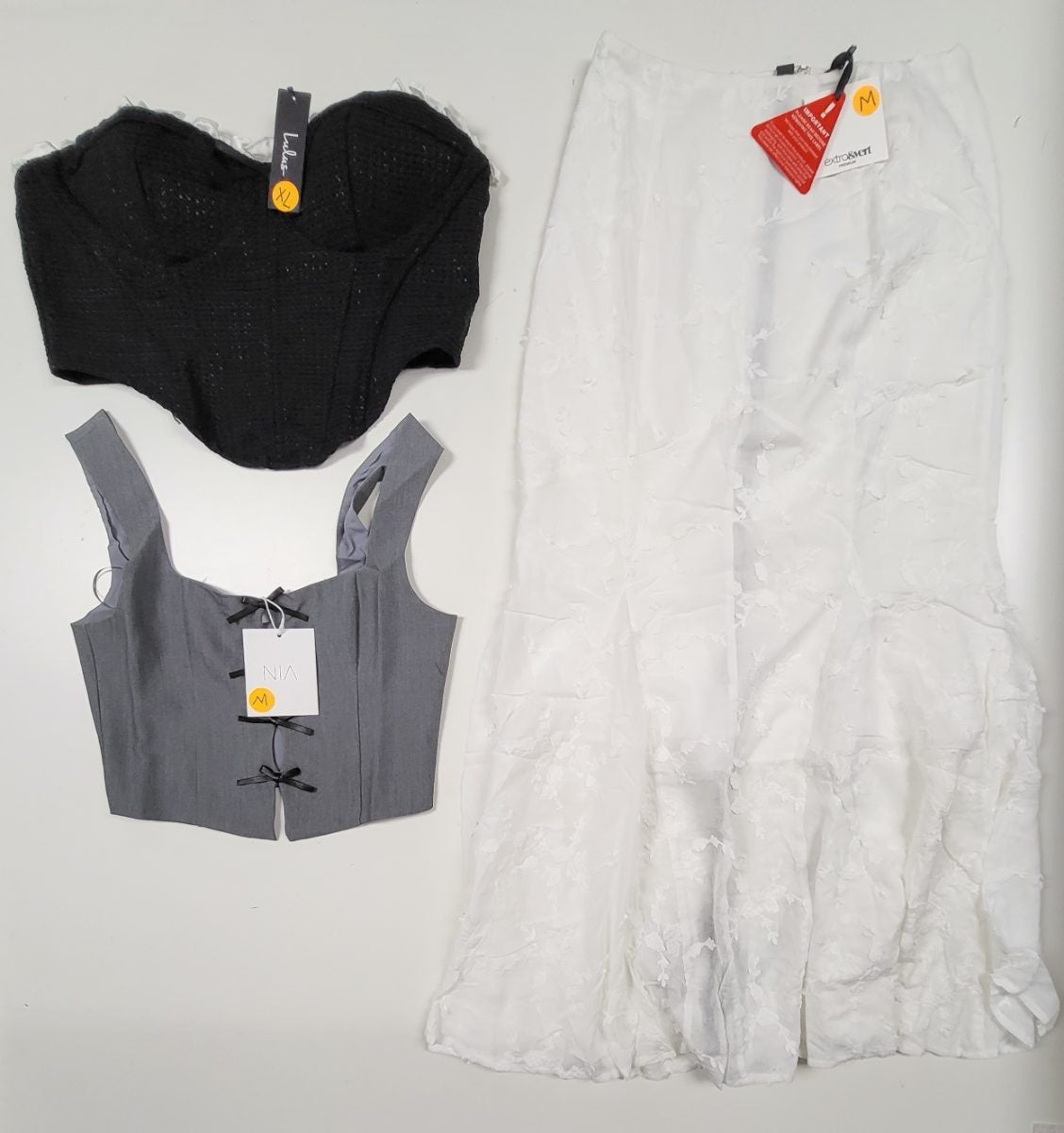 NWOT-L-000016 warehouse photo 6366a03a31973ae2aa52f0ac