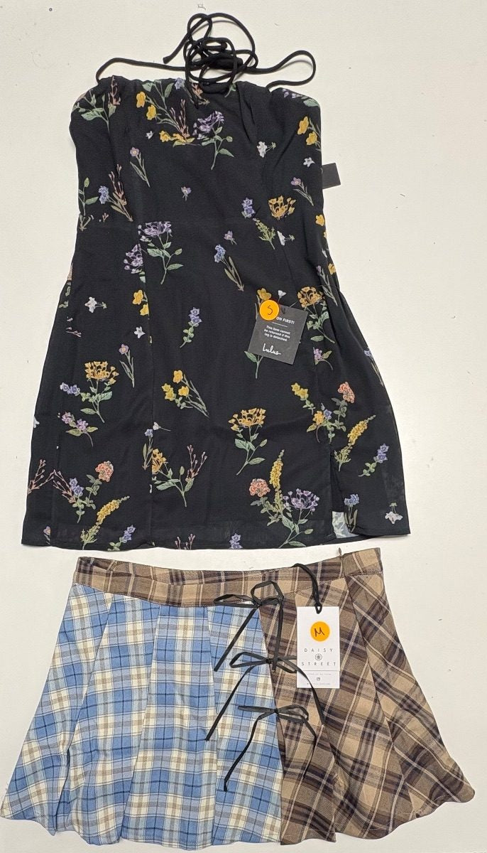 NWOT-L-000021 warehouse photo 6a5a1cf761d353662a7e67bb