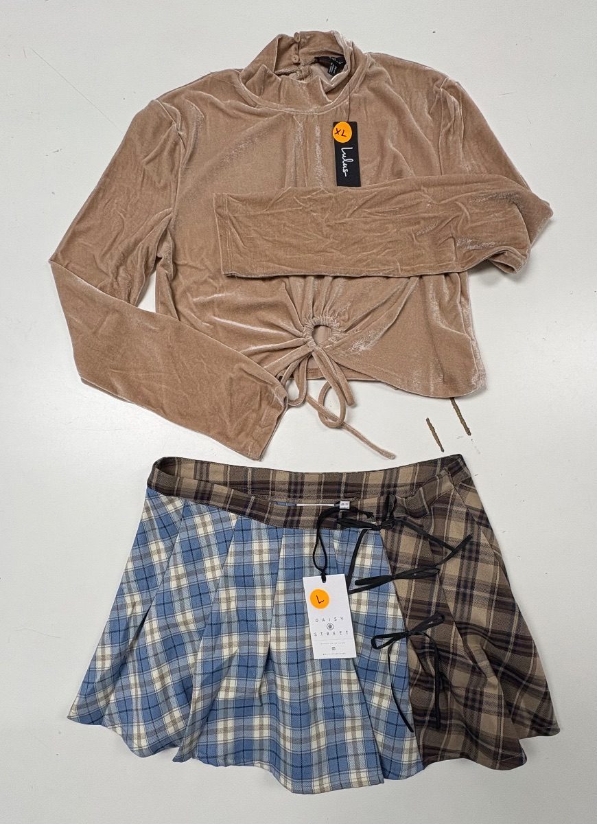 NWOT-L-000022 warehouse photo a6051111a22a854fe78c3c1c