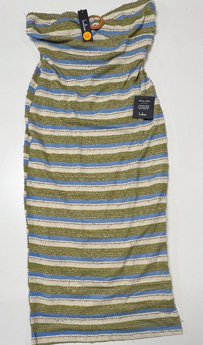 NWOT-L-000038 warehouse photo 1c97b17c4706df96dfeb7cbd