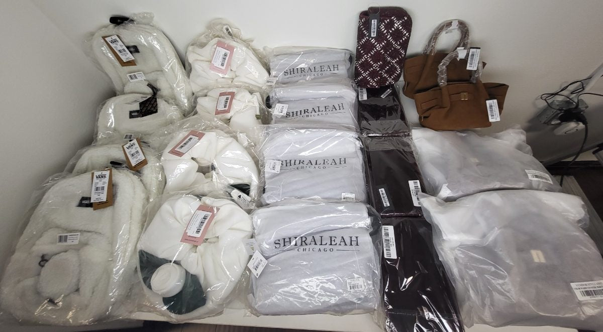 NWOT-L-000058 warehouse photo 6f99caa180f4654370f51792