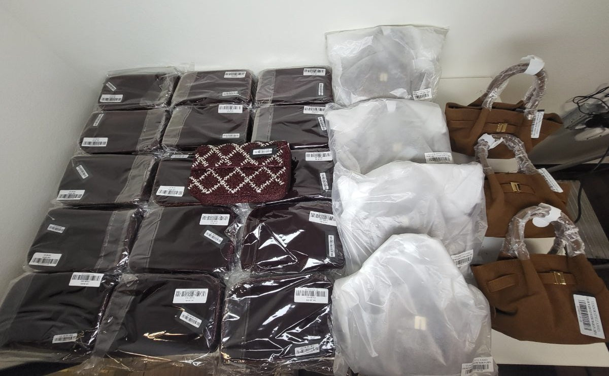 NWOT-L-000061 warehouse photo 5668e74f13c2e935fd22ea8d