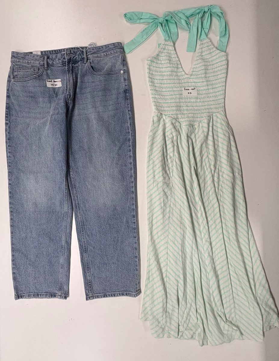 NWOT-L-000082 warehouse photo dd9b1d83e0c67857182d6a4b