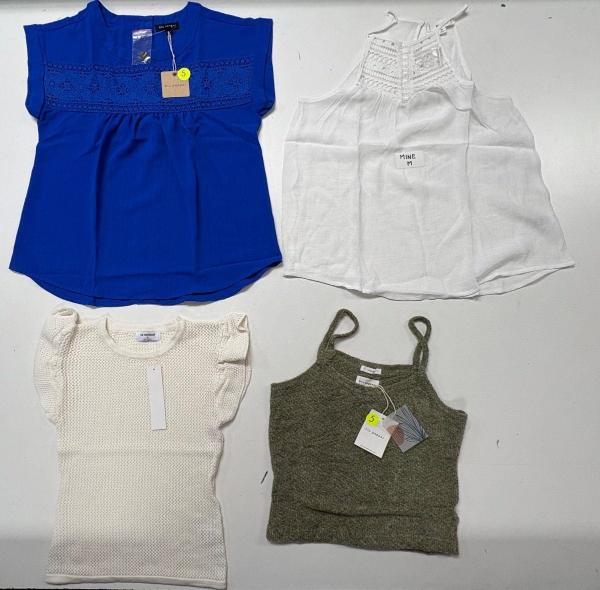 NWOT-L-000131 warehouse photo f4b7eb8a5216fca859e3c99d