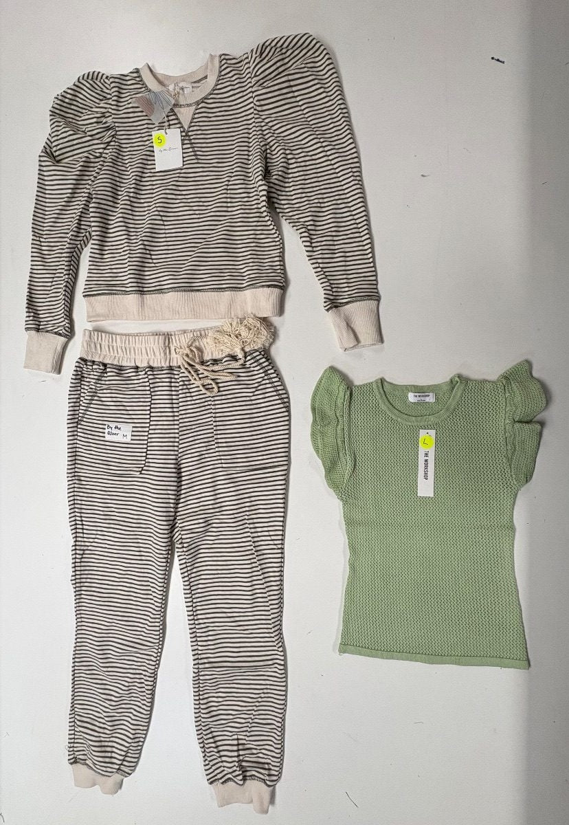 NWOT-L-000136 warehouse photo 274fea49128ba2541c07391b