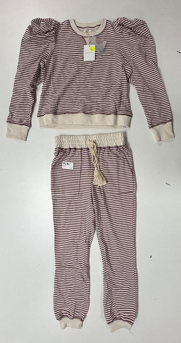 NWOT-L-000140 warehouse photo d7375fe4eed4e6881b2e40ee