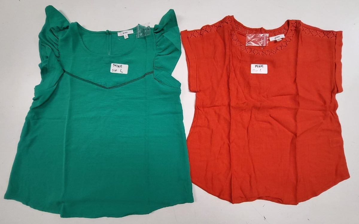 NWOT-L-000147 warehouse photo 8c99662ea02e5f98867ec3ef