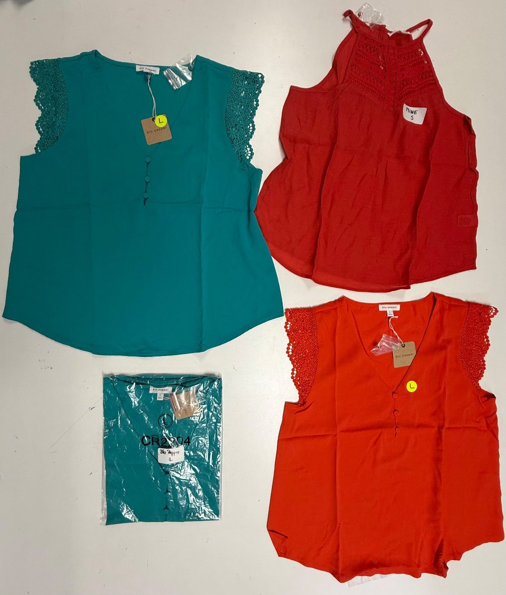 NWOT-L-000167 warehouse photo fcbdf3f2b28d53db95754c12