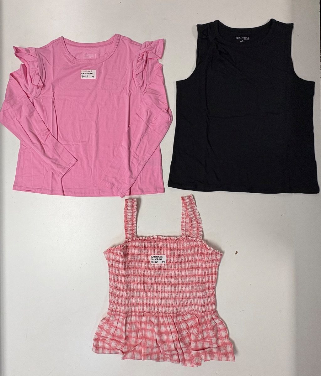NWOT-L-000176 warehouse photo 8e3bad317641b8e54cd426ff