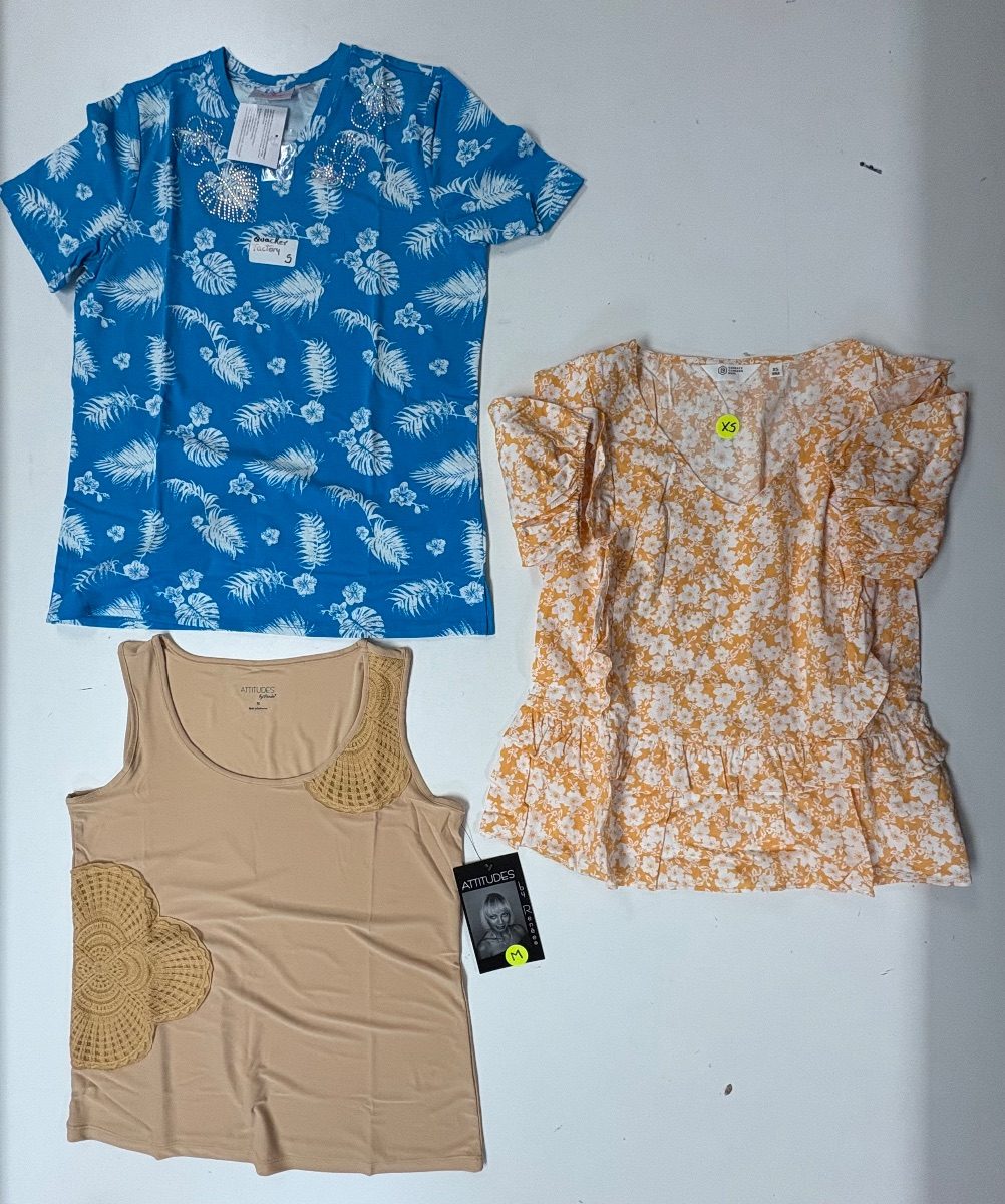 NWOT-L-000211 warehouse photo 62b14ce2f9b2afb0c122d930
