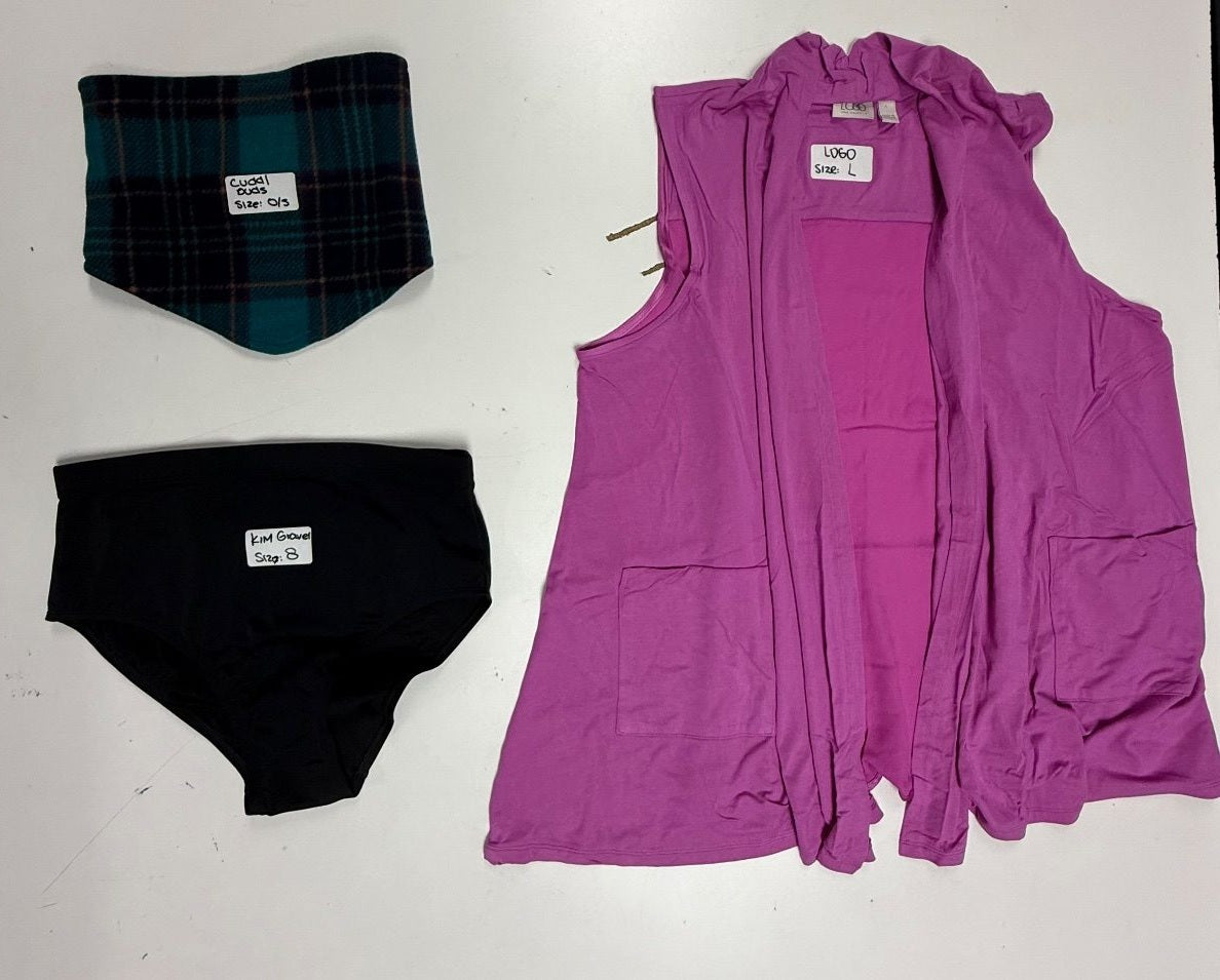 NWOT-L-000217 warehouse photo 3f351631cba8046c56c105ce