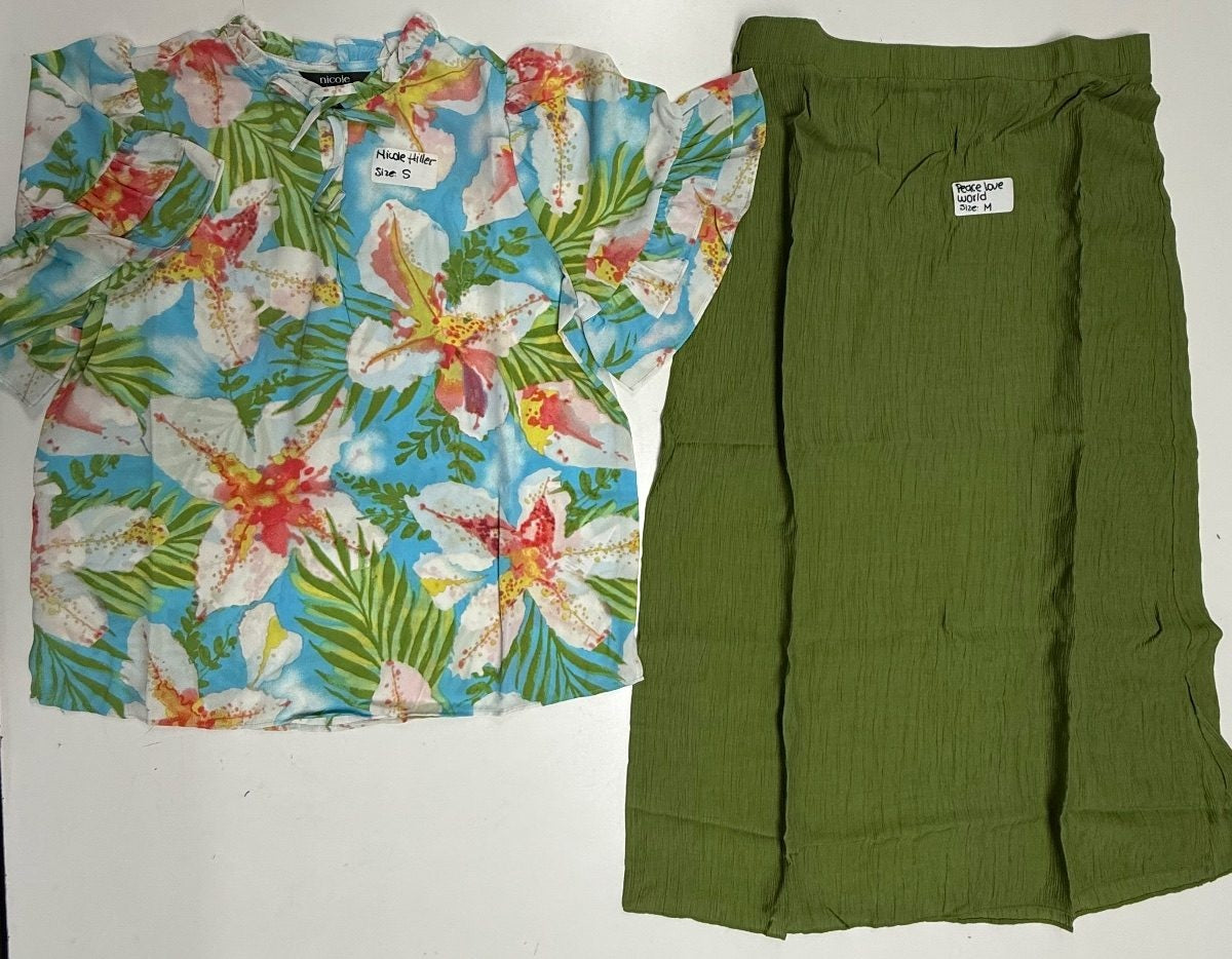 NWOT-L-000217 warehouse photo 8d7d405601a0765f6cdbc1d8