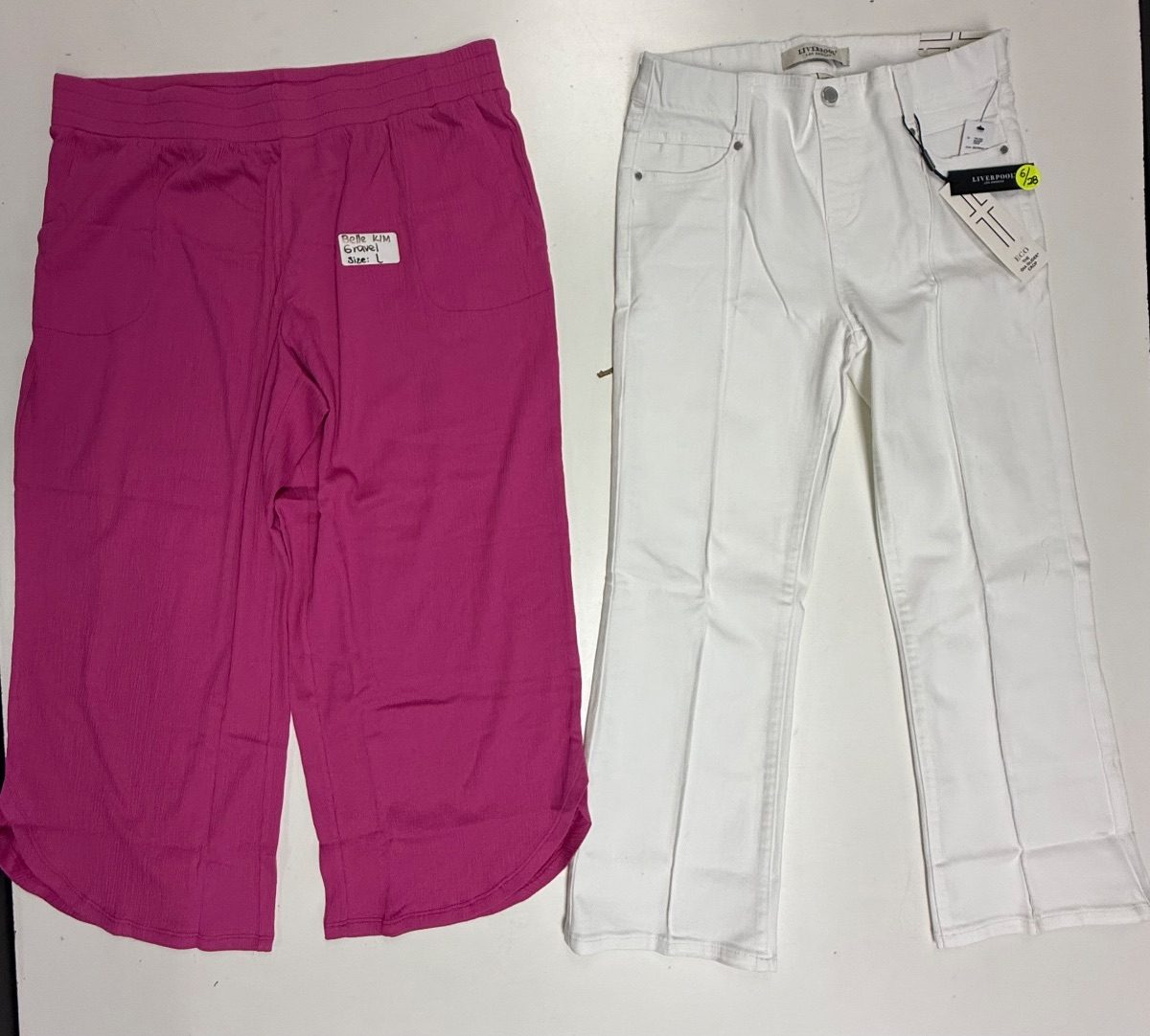 NWOT-L-000219 warehouse photo d018f72b957d82db79427e31