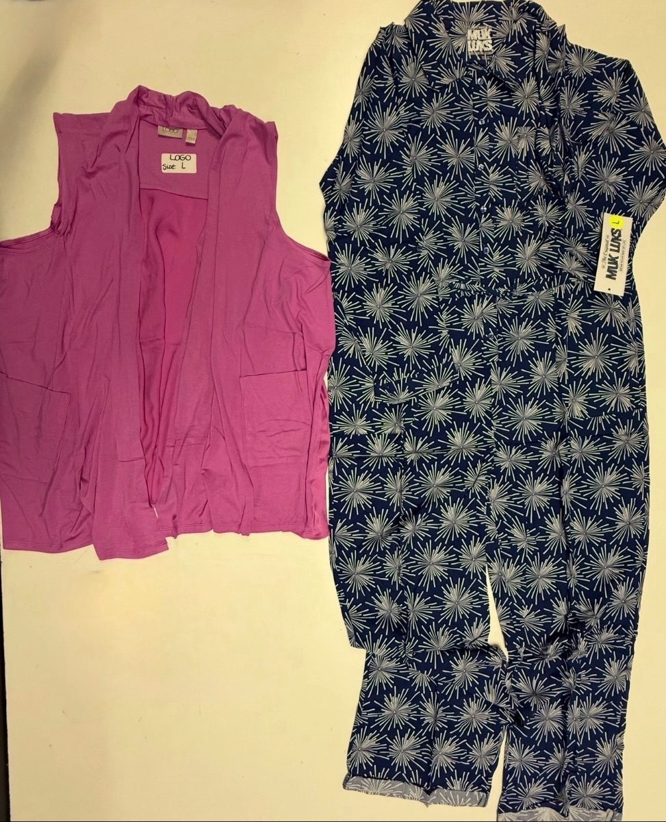 NWOT-L-000233 warehouse photo f75d6a1558c76c1a508e506d