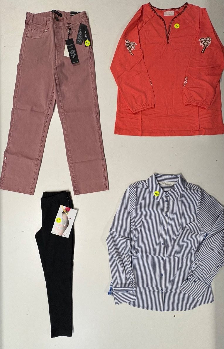 NWOT-L-000241 warehouse photo d5d531d206af669946666b0e