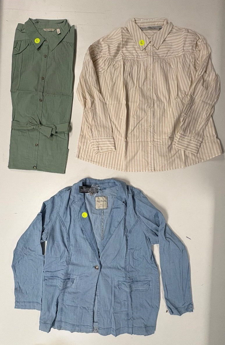 NWOT-L-000242 warehouse photo 7afa693190e6ede893ecd3da