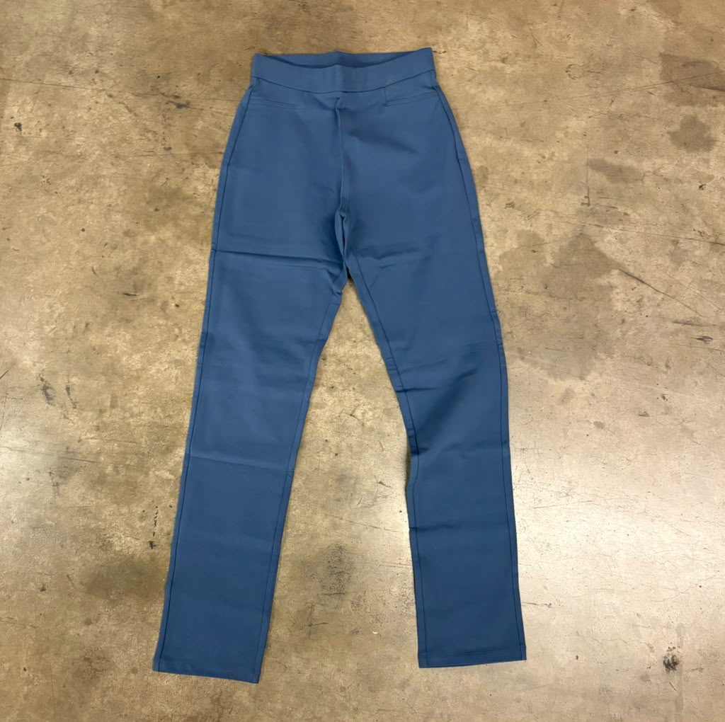 QVC APPAREL TRUCKLOAD#12 | Assorted Women's Apparel | NWT | 8930 (26 pallets) Pieces | Pallet #PA-695