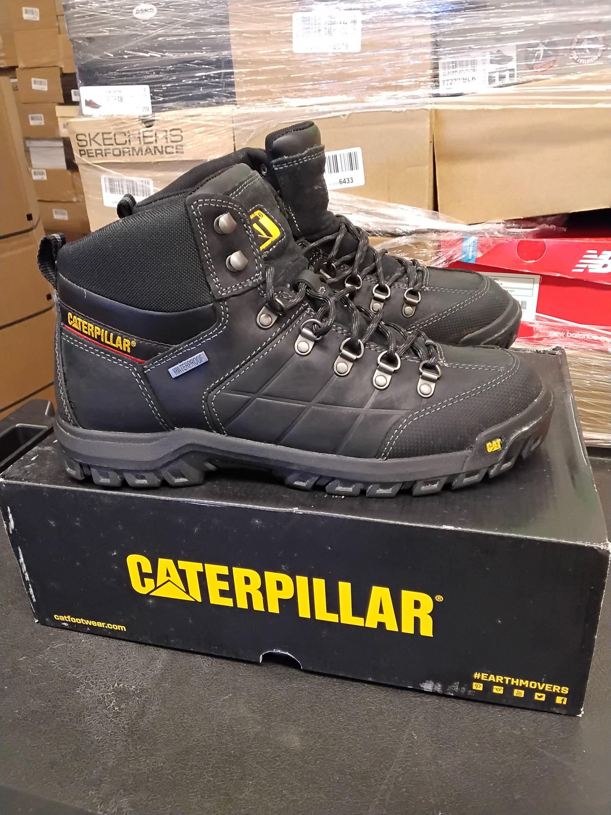 DSW Footwear | Assorted Men's, Women's Footwear | Returns | 245 Pairs | Pallet #PS-252