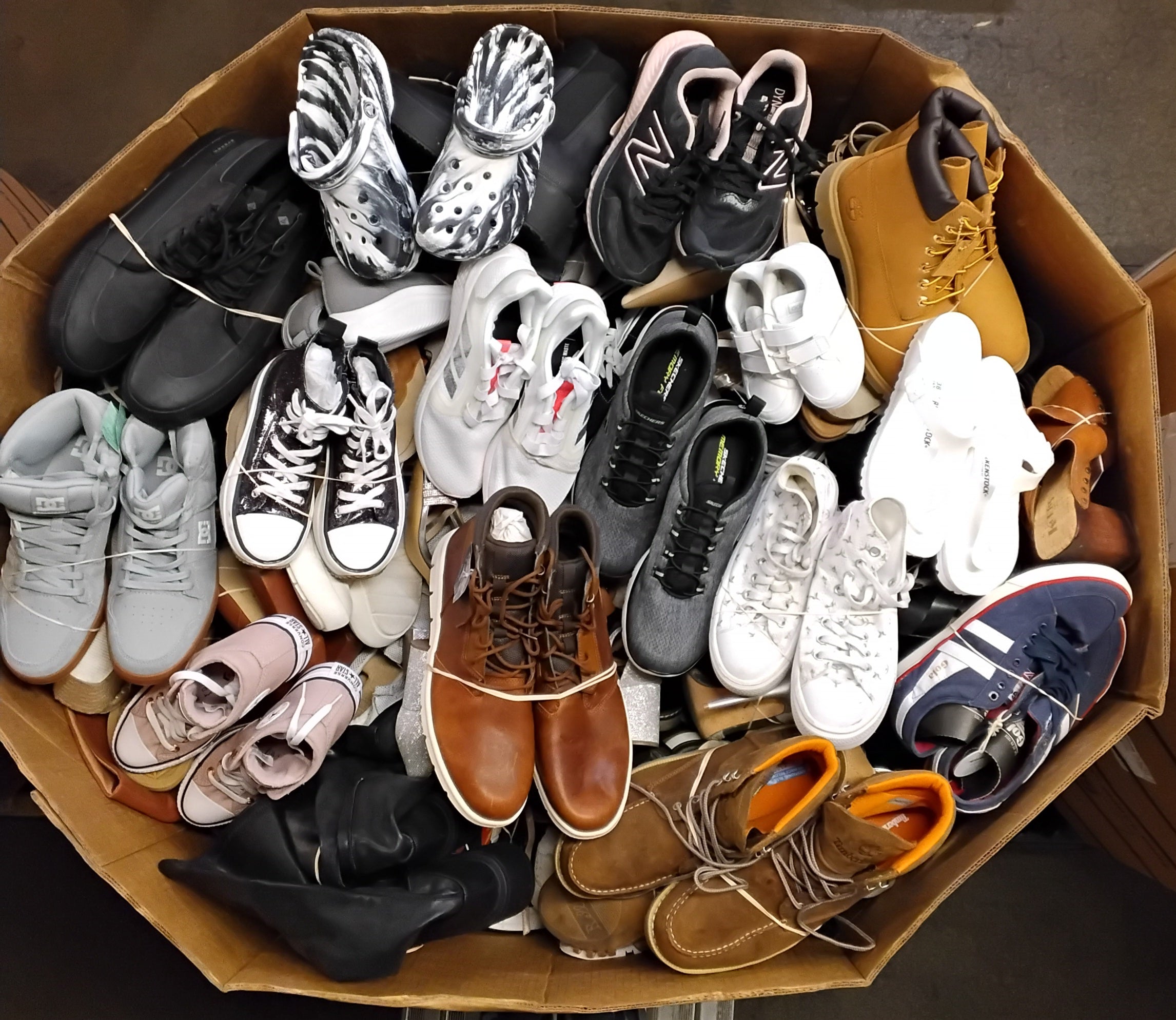 Assorted Men's, Women's & Kid's Footwear | Returns | 280 Pairs | Pallet #PS-270
