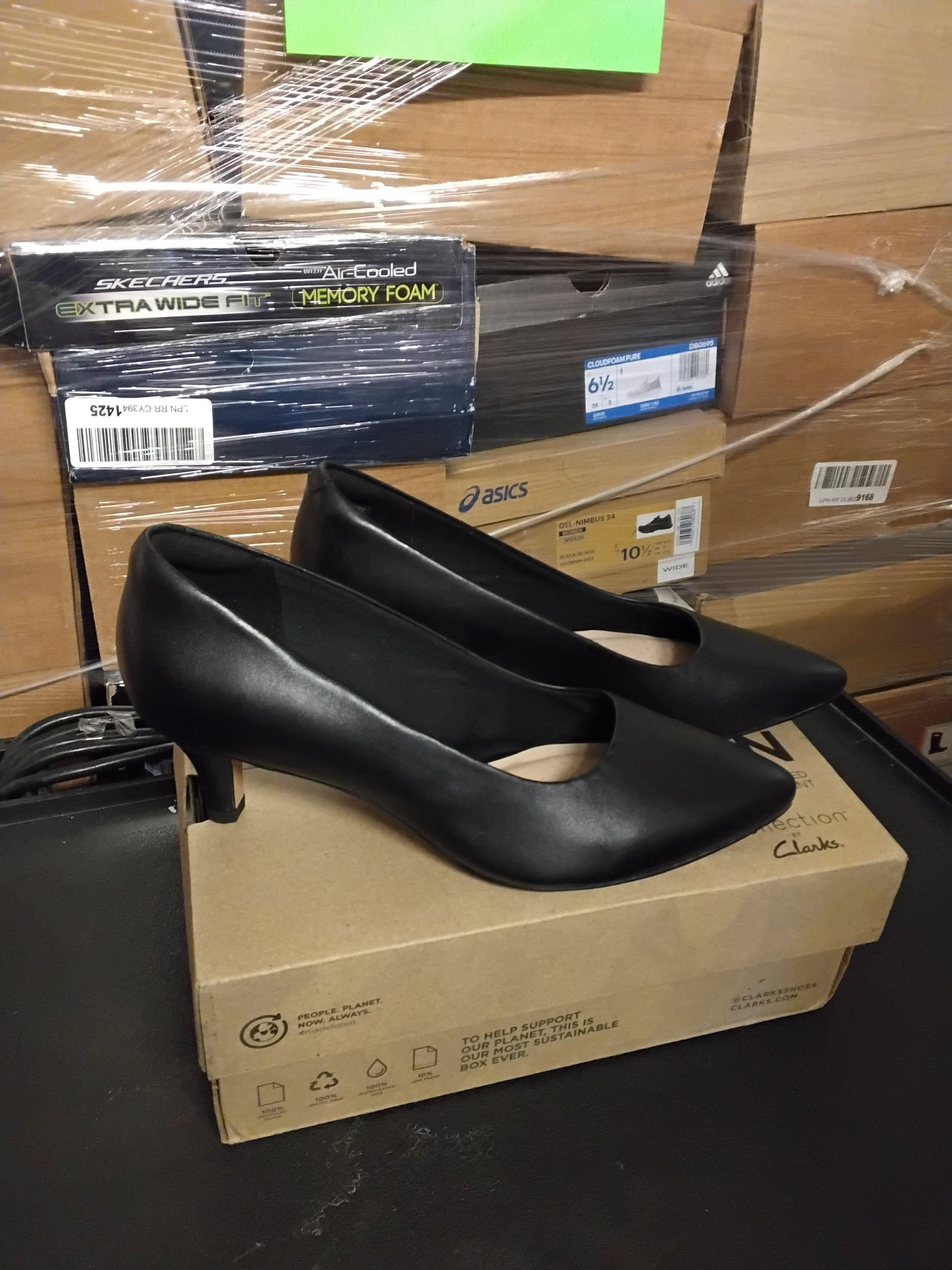 DSW & Amazon | Assorted Men's, Women's & Kid's Footwear | Returns | 220 Pairs | Pallet #PS-274