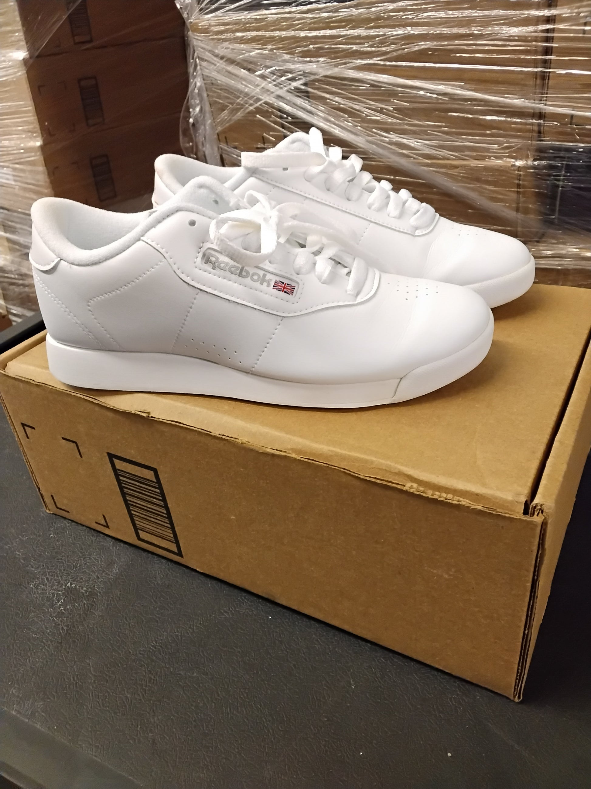 Amazon & DSW | Assorted Men's, Women's & Kid's Footwear | Returns | 240 Pairs | Pallet #PS-275