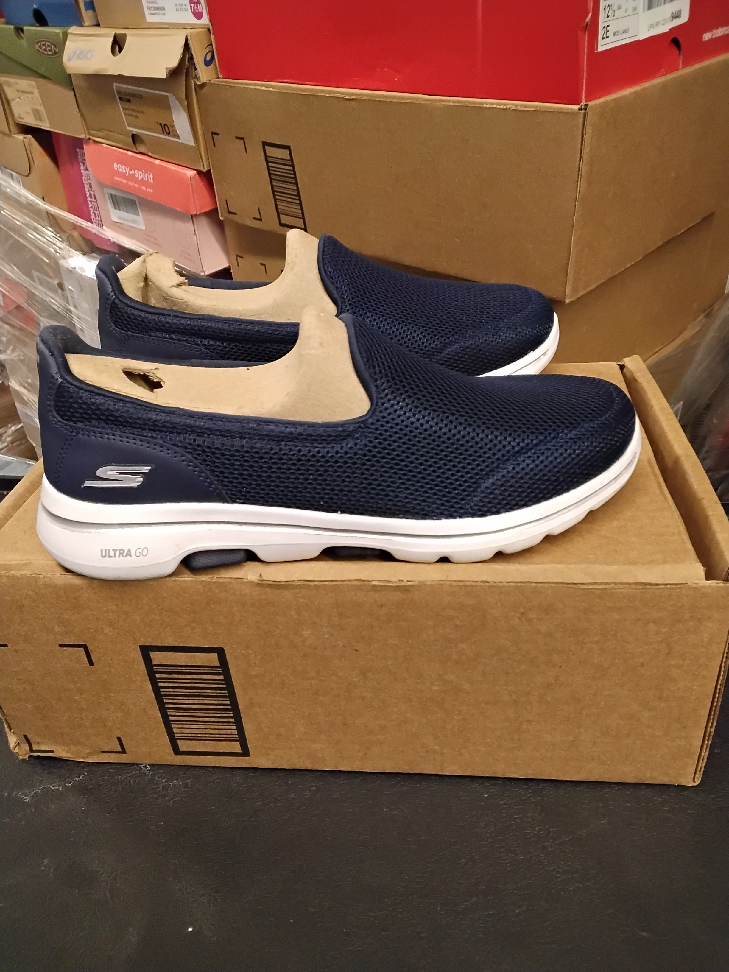 Amazon & DSW Footwear | Assorted Men's, Women's & Kid's Footwear | Returns | 195 Pairs | Pallet #PS-276