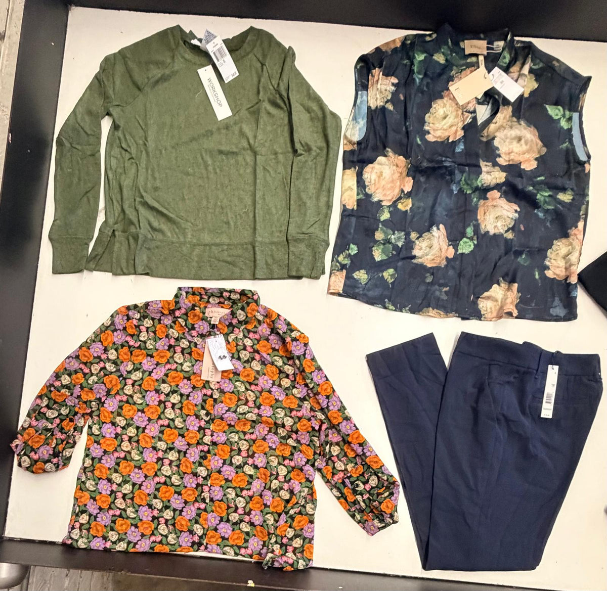 Tahari and More | Assorted Women's Apparel | NWT | 25 Pieces | Small Box #SMA-621
