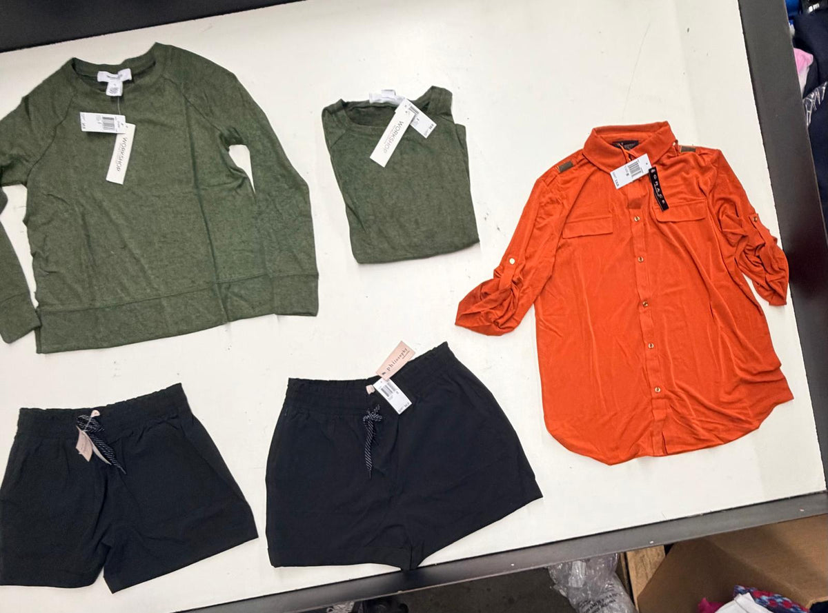 Tahari and More | Assorted Women's Apparel | NWT | 25 Pieces | Small Box #SMA-624